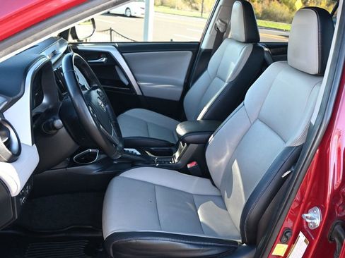 Used 2018 Toyota RAV4 Limited w/ All Weather Liner Package image 13