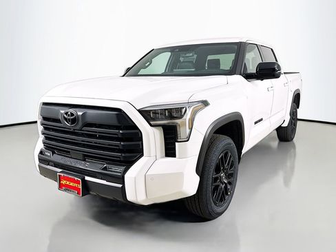 New 2026 Toyota Tundra Limited image 3