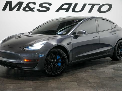 Used 2020 Tesla Model 3 Standard Range Plus RWD image 2