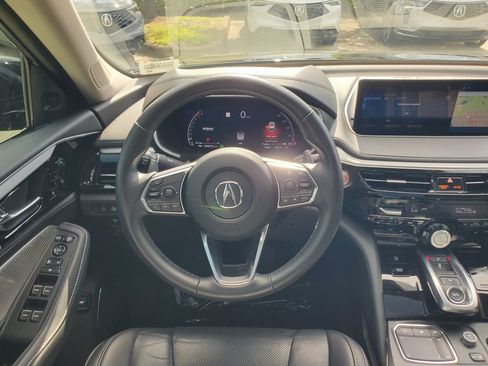 Certified 2024 Acura MDX w/ Technology Package FWD image 25