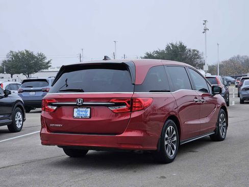 Used 2023 Honda Odyssey EX-L image 6