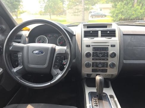 Used 2012 Ford Escape XLT FWD image 12