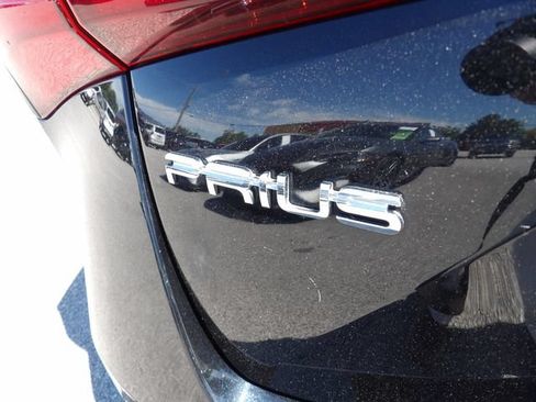 Used 2022 Toyota Prius XLE FWD image 17