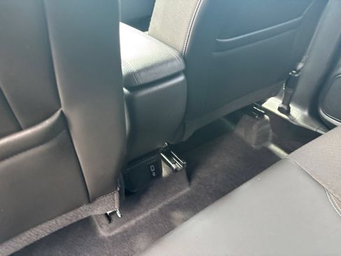 Used 2025 Buick Encore GX Preferred FWD image 23