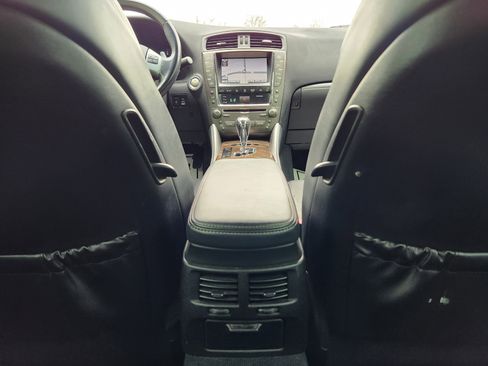 Used 2011 Lexus IS 250C w/ Luxury Pkg image 13