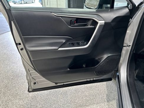 Certified 2023 Toyota RAV4 LE AWD/4WD image 12