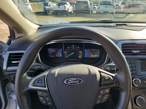 Used 2018 Ford Fusion S image 18