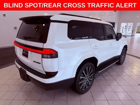 Certified 2024 Lexus GX 550 w/ Accessory Package (Z1) image 8