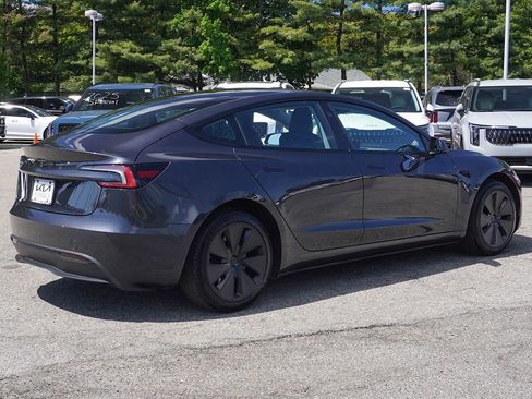 Used 2025 Tesla Model 3 Long Range RWD image 13