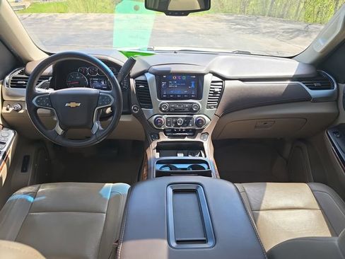 Used 2015 Chevrolet Tahoe LTZ AWD/4WD image 11