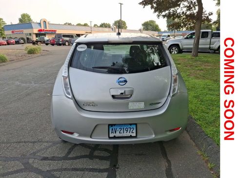 Used 2015 Nissan Leaf S w/ Charge Package FWD image 7