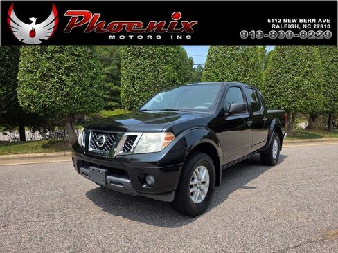 Used 2018 Nissan Frontier SV AWD/4WD image 1