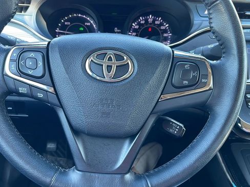 Used 2016 Toyota Avalon XLE Premium FWD image 12