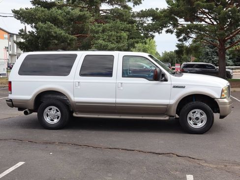 Used 2005 Ford Excursion Eddie Bauer AWD/4WD image 3