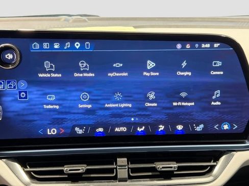 Used 2026 Chevrolet Equinox EV LT AWD/4WD image 14