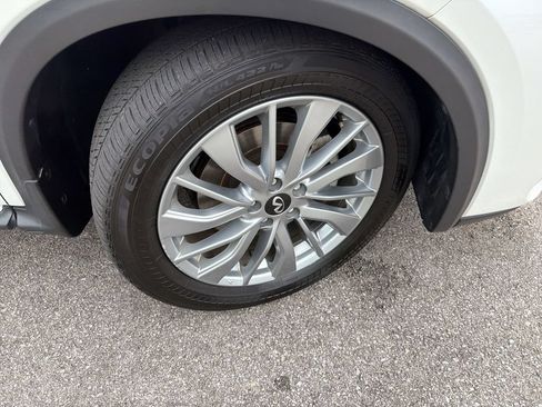 Certified 2023 INFINITI QX50 Luxe AWD/4WD image 19