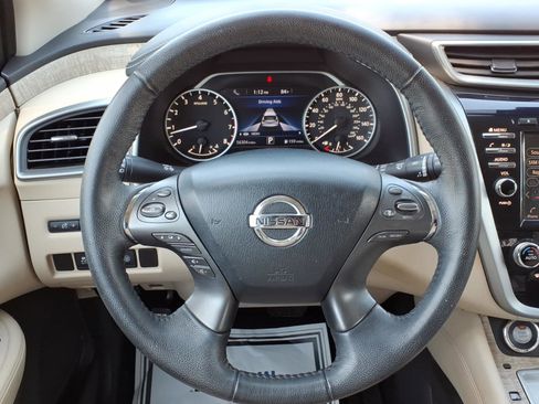 Used 2020 Nissan Murano SV image 20