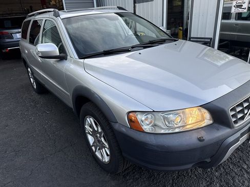 Used 2007 Volvo XC70 AWD/4WD image 14