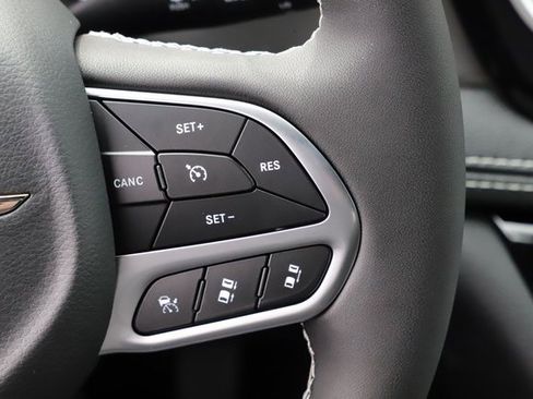 New 2026 Chrysler Pacifica Select image 27