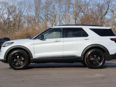 New 2026 Ford Explorer Tremor w/ Tremor Ultimate Package AWD/4WD image 4