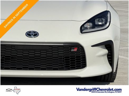 Used 2025 Toyota GR86 Premium w/ Performance Package RWD image 8