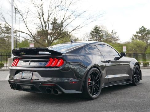 Used 2022 Ford Mustang Shelby GT500 w/ Technology Package RWD image 21