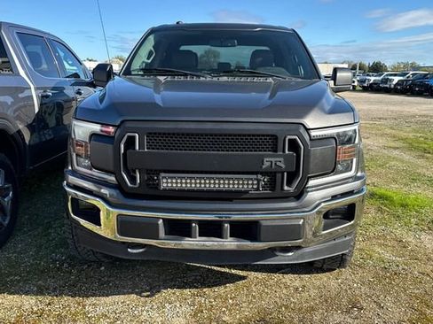Used 2018 Ford F150 XLT w/ Equipment Group 302A Luxury image 6