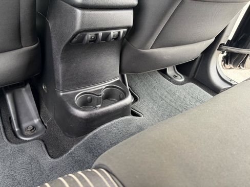 Used 2012 Jeep Wrangler Unlimited Sport AWD/4WD image 40