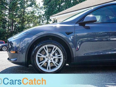 Used 2023 Tesla Model Y Long Range AWD/4WD image 15