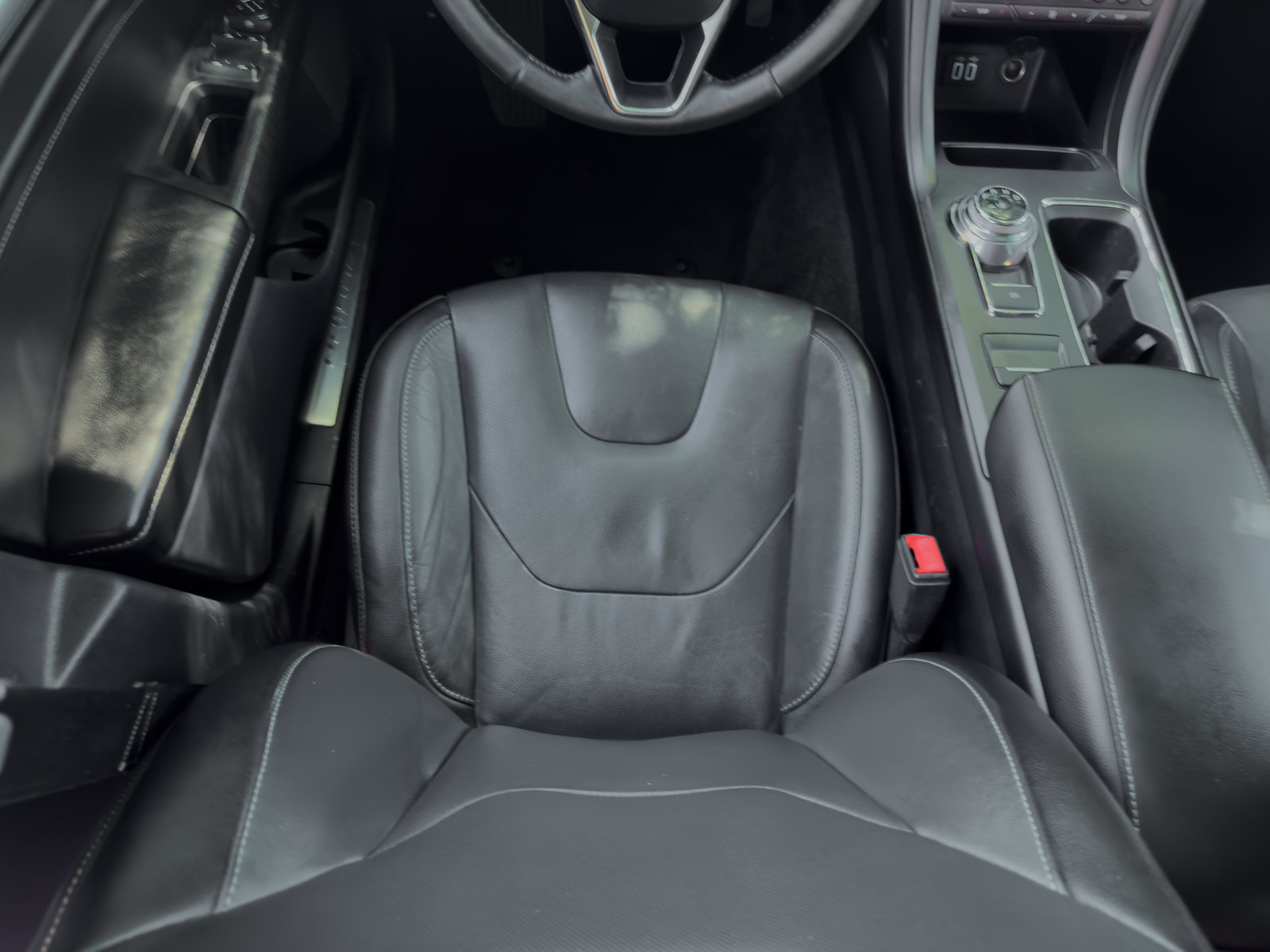 Used 2020 Ford Fusion Titanium FWD image 53