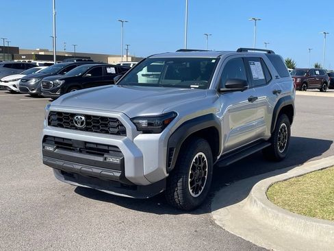 Used 2025 Toyota 4Runner TRD Off-Road Premium w/ Tow Technology Package AWD/4WD image 3
