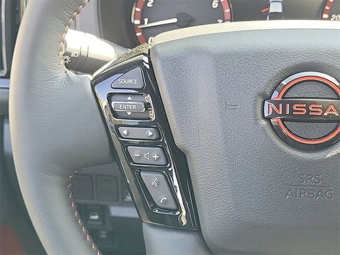New 2025 Nissan Frontier PRO-4X w/ Pro Premium Package image 6