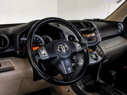 Used 2007 Toyota RAV4 Limited FWD image 14
