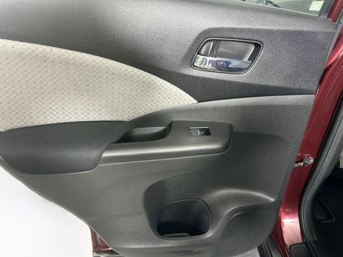 Used 2015 Honda CR-V EX image 25