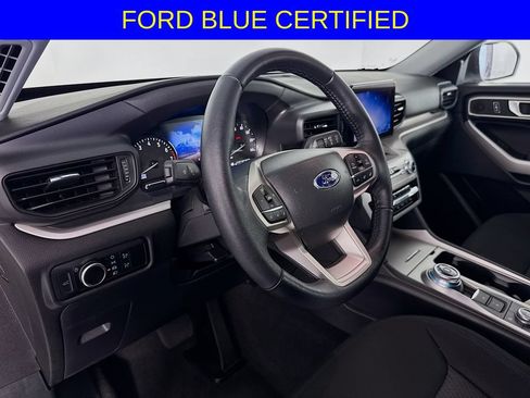 Certified 2023 Ford Explorer XLT w/ Class IV Trailer Tow Package AWD/4WD image 12