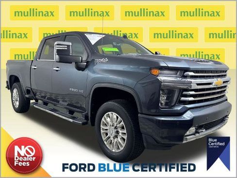 Used 2020 Chevrolet Silverado 2500 High Country w/ Technology Package AWD/4WD image 1