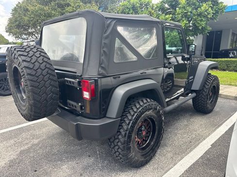Used 2017 Jeep Wrangler Sport AWD/4WD image 11