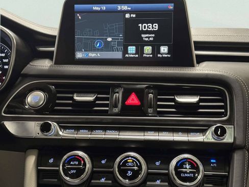 Used 2021 Genesis G70 3.3T AWD/4WD image 23