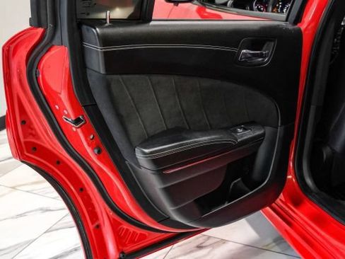 Used 2022 Dodge Charger SRT Hellcat w/ Carbon/Suede Interior Package RWD image 43