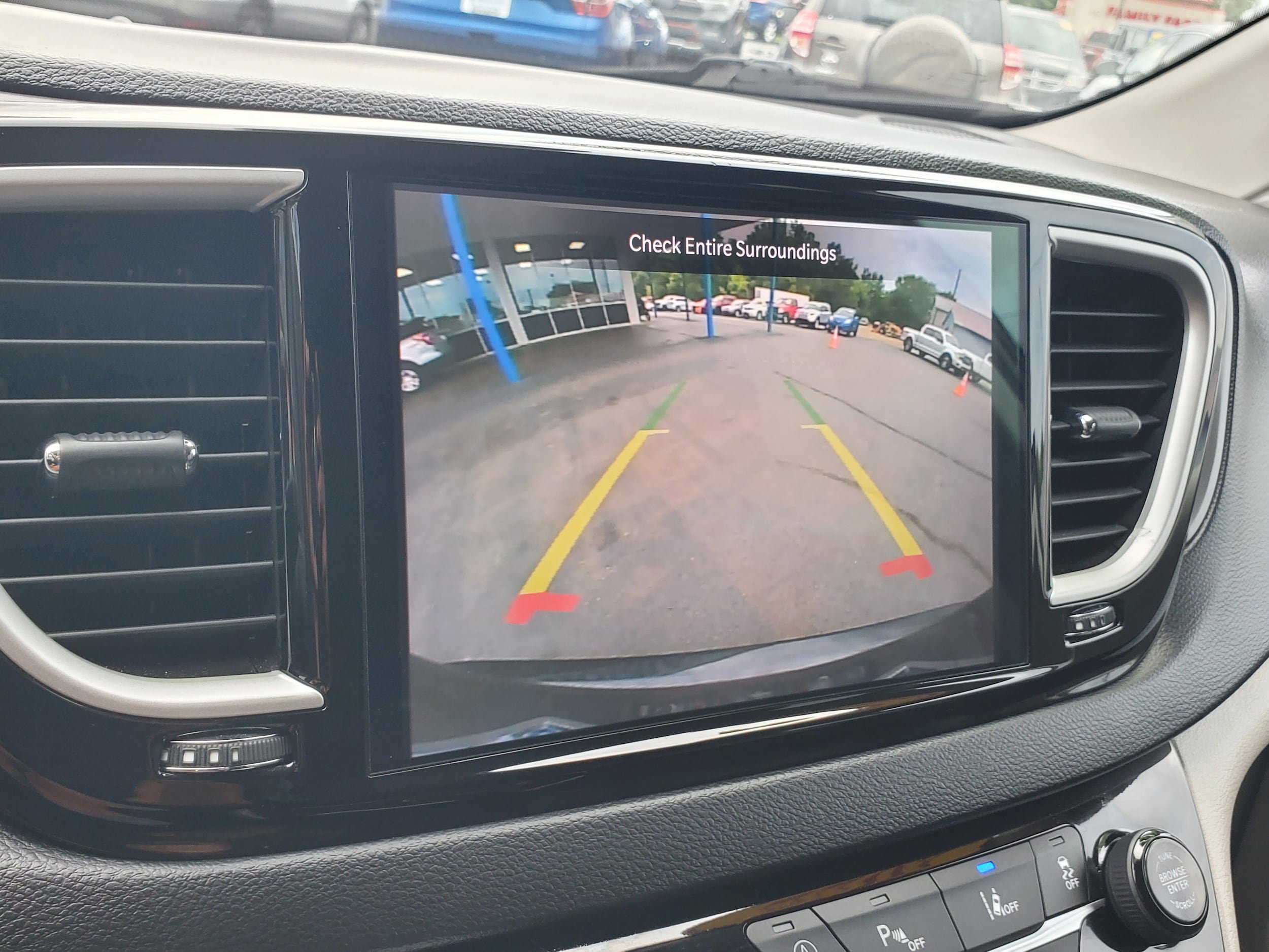 Used 2022 Chrysler Pacifica Touring-L FWD image 19