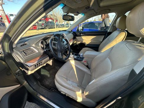 Used 2015 Subaru Outback 2.5i Limited image 10