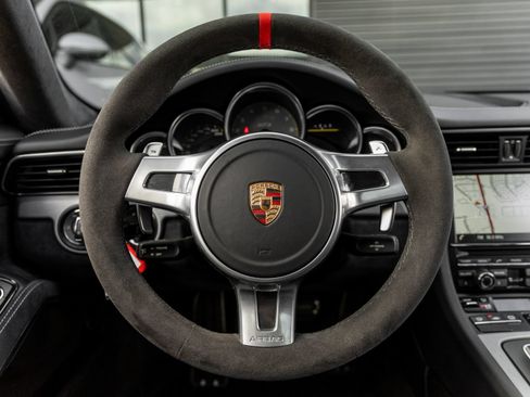 Certified 2014 Porsche 911 GT3 RWD image 27