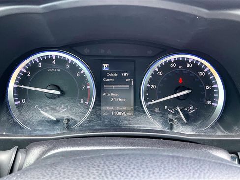 Used 2018 Toyota Highlander XLE FWD image 26