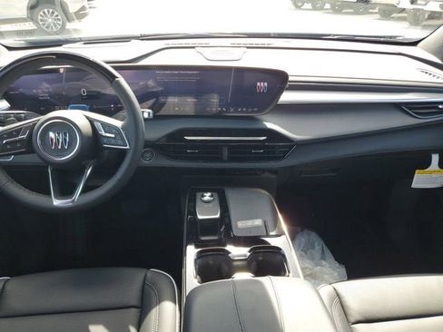 New 2026 Buick Enclave Avenir w/ Super Cruise Package FWD image 14