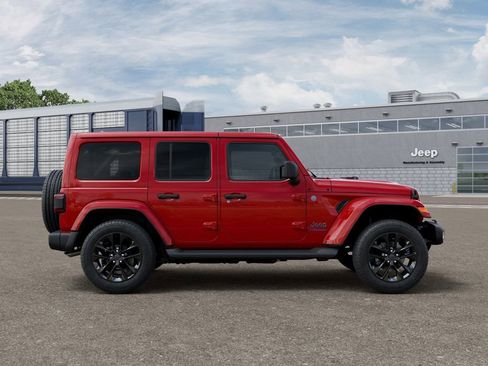 New 2025 Jeep Wrangler Unlimited Sahara AWD/4WD image 21