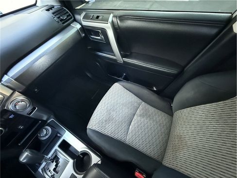 Used 2014 Toyota 4Runner SR5 image 11