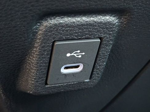 Used 2025 Toyota Corolla SE FWD image 20