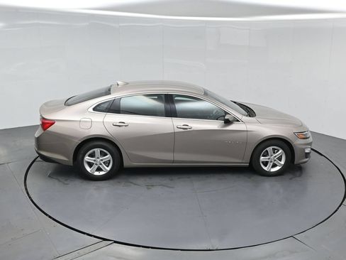 Used 2023 Chevrolet Malibu LT FWD image 44