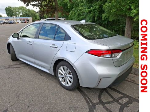 Used 2023 Toyota Corolla LE w/ LE Convenience Package FWD image 8
