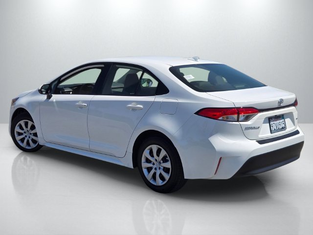 Used 2026 Toyota Corolla LE FWD image 6